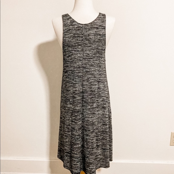 Aritzia Wilfred Free swing dress Size M - Picture 4 of 7